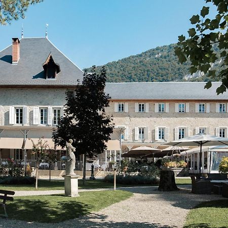 Chateau Des Comtes De Challes Exterior foto